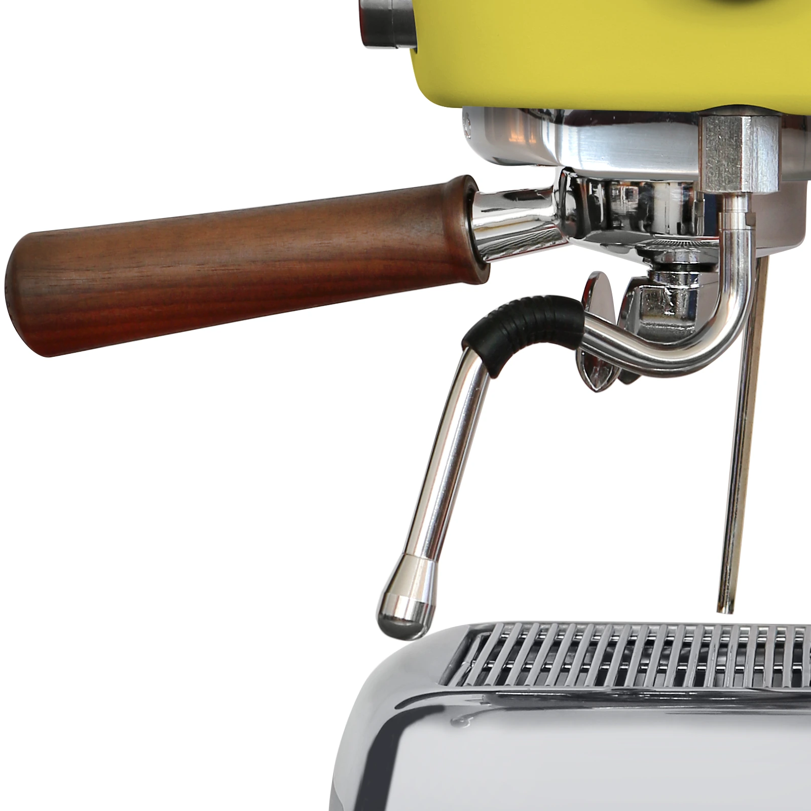 Close-up of the „Ascaso“ Dream PID steam wand and walnut-handled portafilter