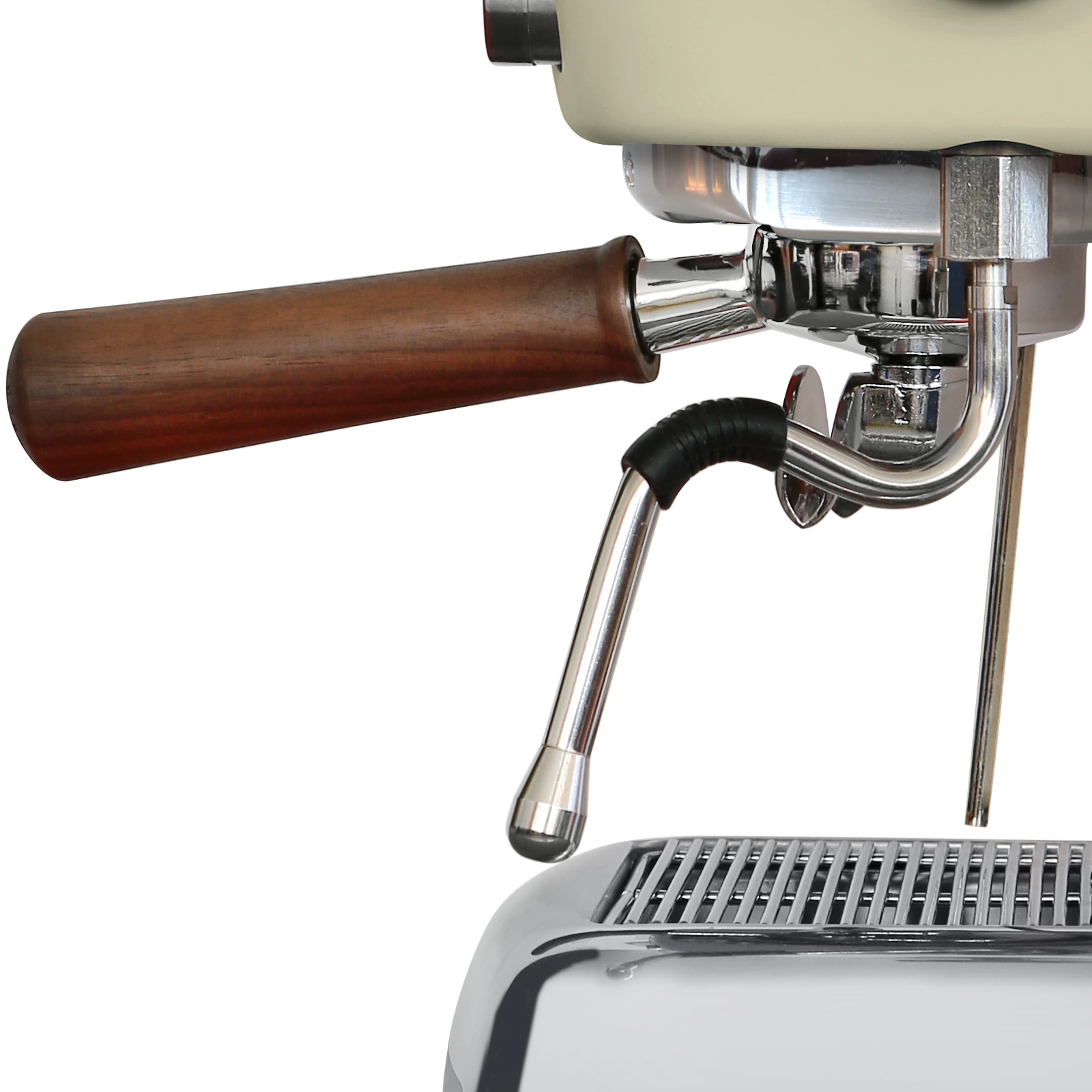 Close-up of the „Ascaso“ Dream PID steam wand and walnut-handled portafilter