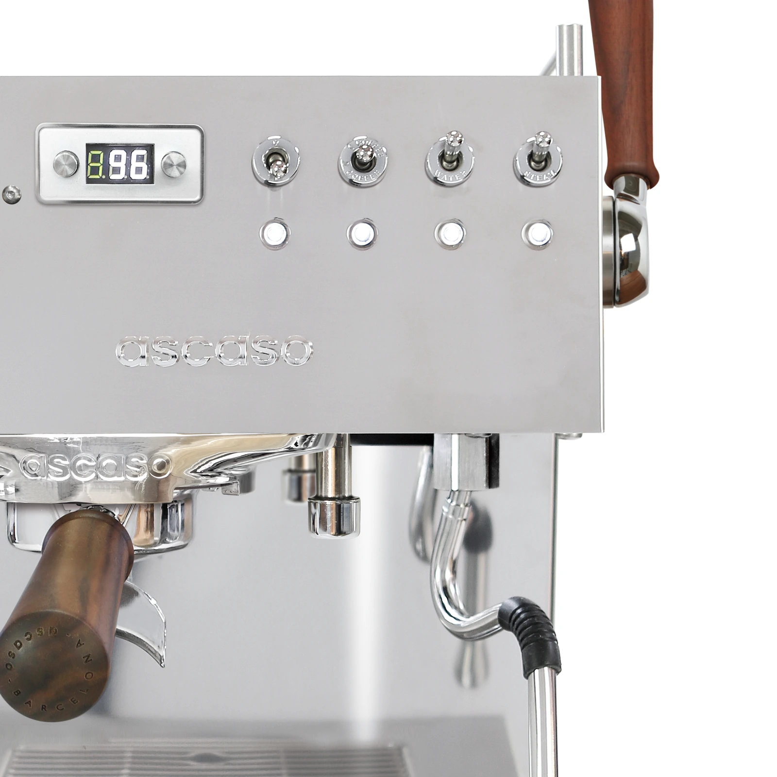 Stainless steel „Ascaso“ Steel DUO PLUS from the front: display, walnut-handled steam lever and steam wand