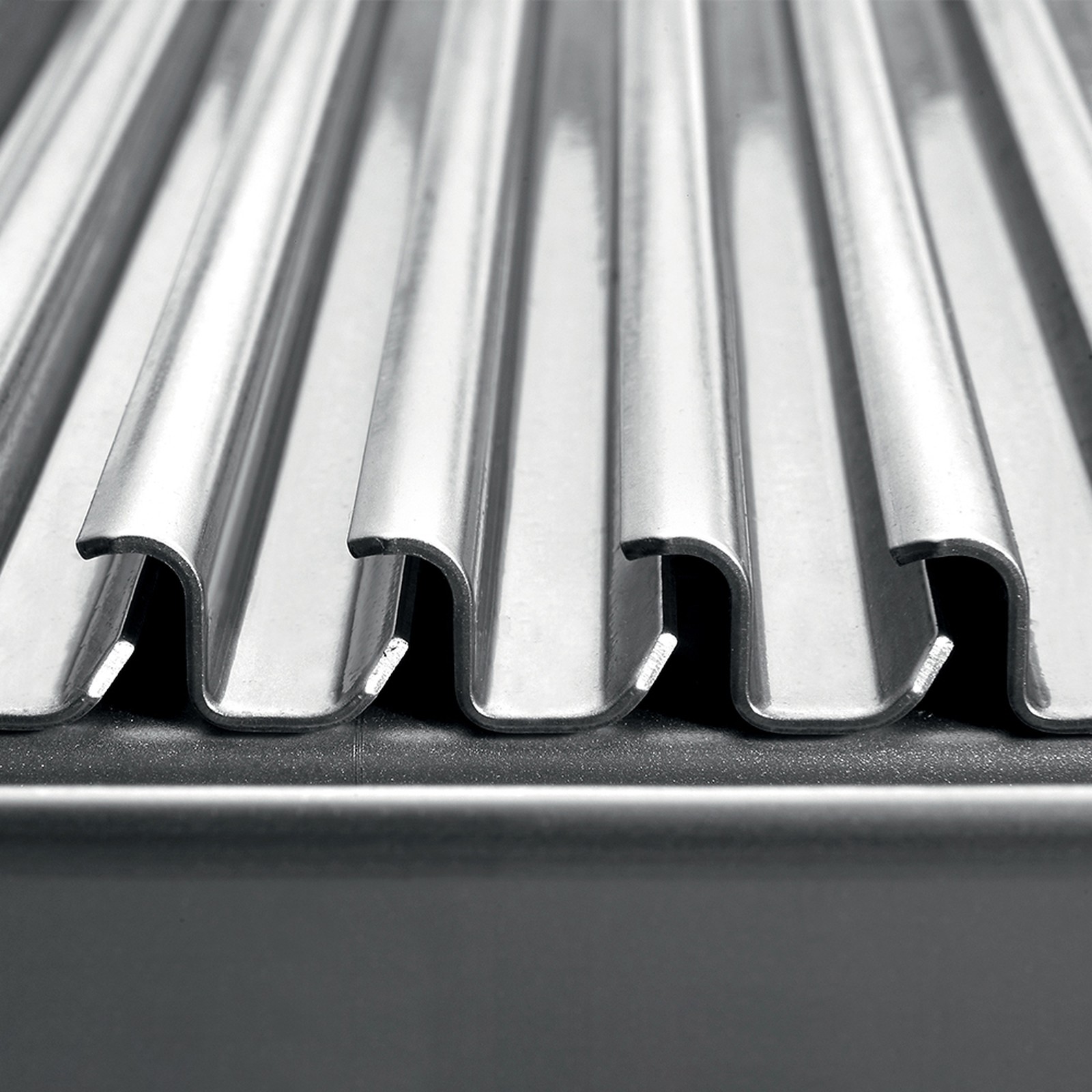 Close-up of the „CB“ universal cooking grid