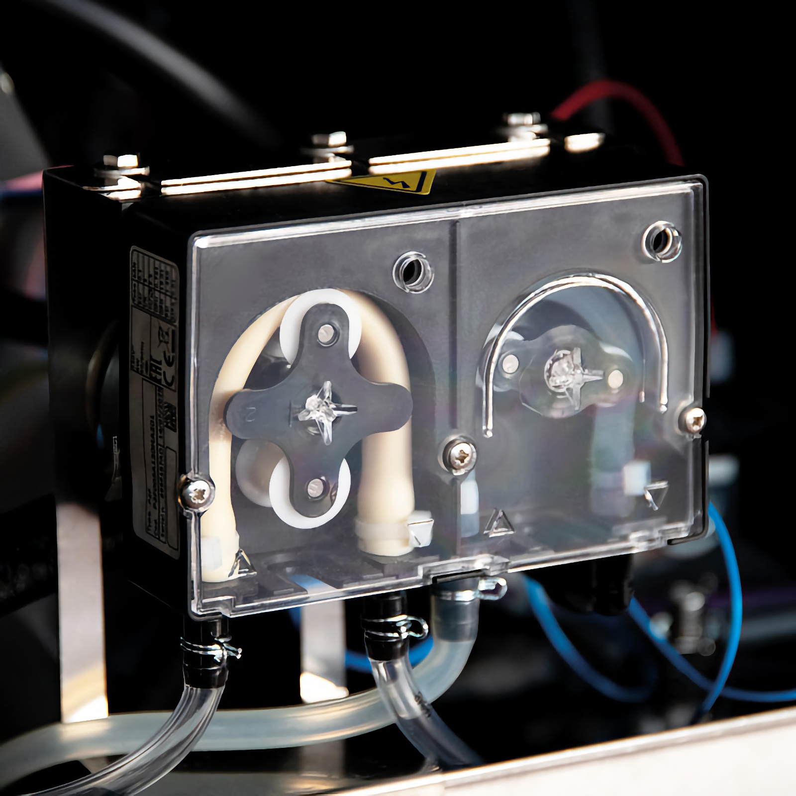 Omniwash Easy E50 peristaltiniai dozatoriai