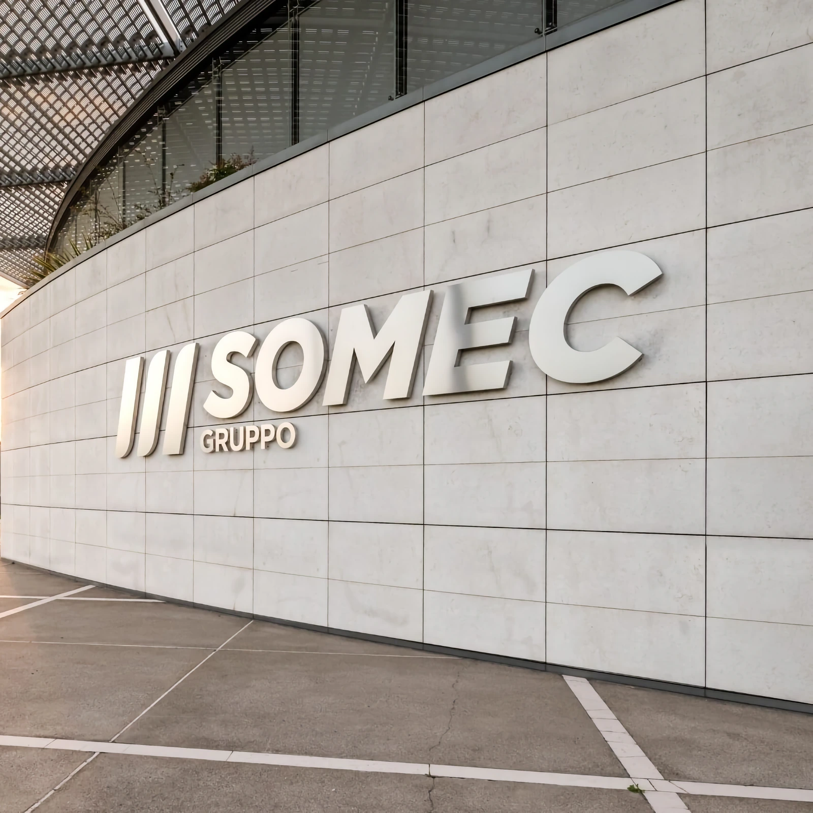 The „SOMEC“ Group building in Italy