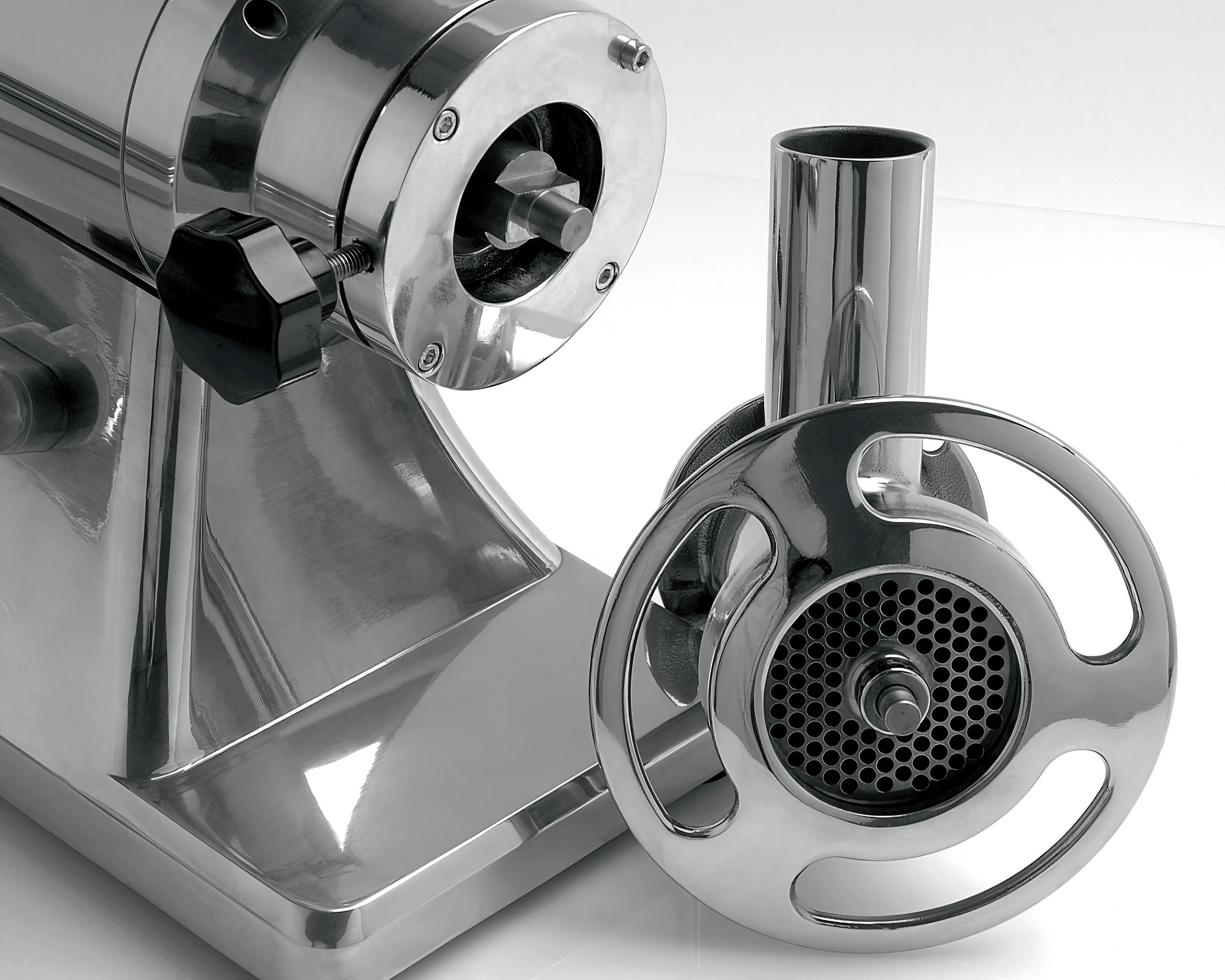 „Fama Industrie“ TS 32 ECO with the mincing head detached